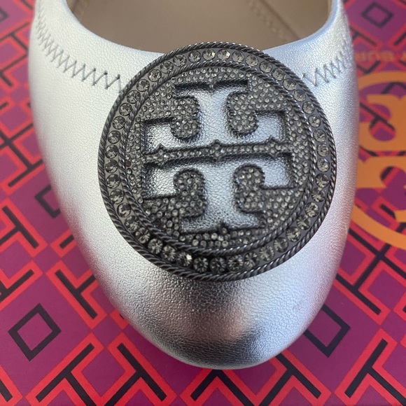 EUC Tory Burch Liana Round Toe Rhinestone Logo Metallic Leather Ballet Flats - Picture 7 of 12